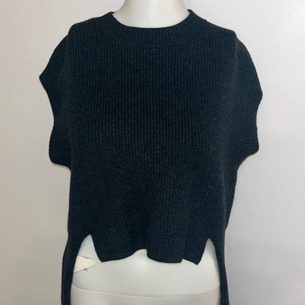 KERISMA women’s sweater size S/M